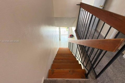 Copropriété à louer à Hialeah, Floride: 2 chambres, 89.37 m2 № 2085663 - photo 8