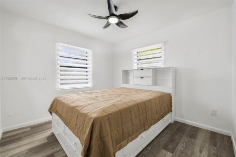 Villa ou maison à vendre à Miami, Floride: 3 chambres, 127 m2 № 1987398 - photo 21