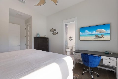 House in Anna Maria, Florida 4 bedrooms, 283.82 sq.m. № 1822537 - photo 28