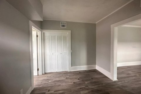 Propiedad comercial en alquiler en Winter Haven, Florida, 174.28 m2 № 1882887 - foto 17