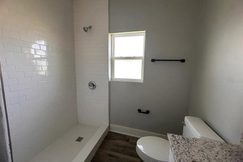 Propiedad comercial en alquiler en Winter Haven, Florida, 174.28 m2 № 1882887 - foto 12