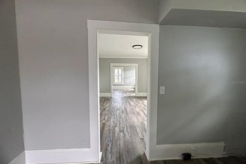 Propiedad comercial en alquiler en Winter Haven, Florida, 174.28 m2 № 1882887 - foto 15