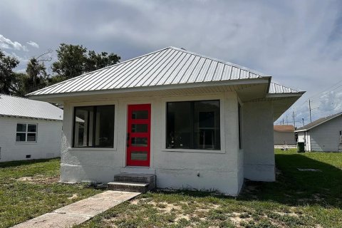 Propiedad comercial en alquiler en Winter Haven, Florida, 174.28 m2 № 1882887 - foto 3