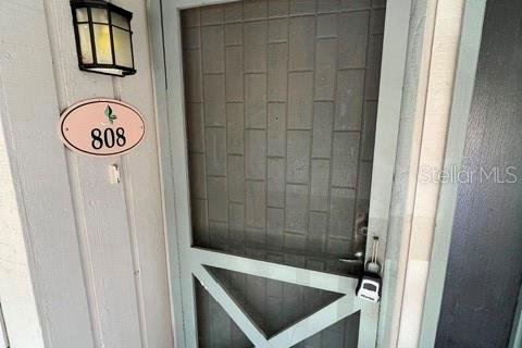 Condo in Haines City, Florida, 2 bedrooms № 2218148 - photo 2
