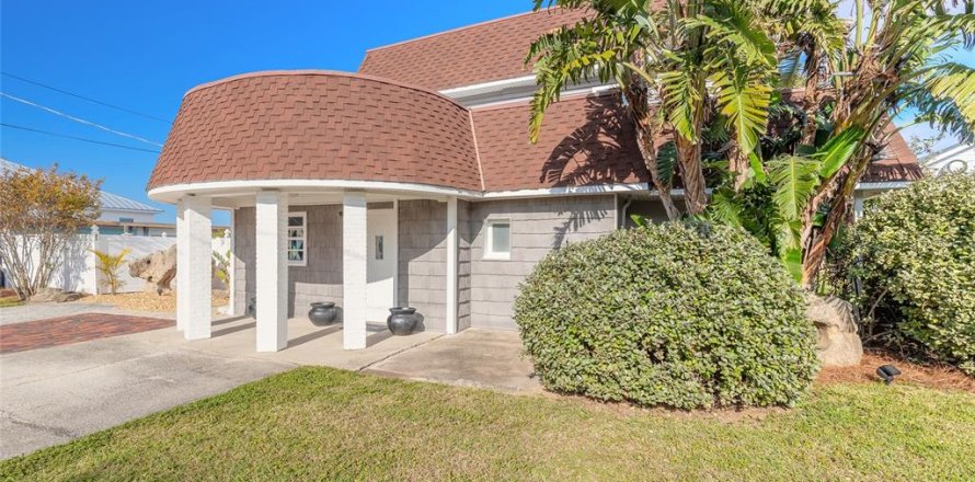 Villa ou maison à Daytona Beach, Floride 3 chambres, 283.54 m2 № 2099276