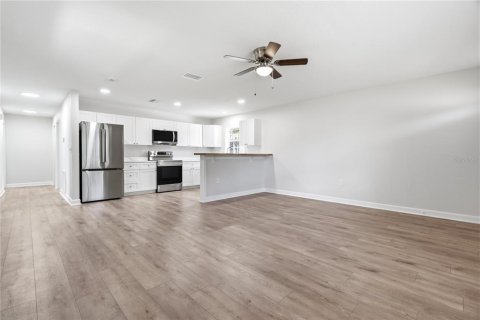 Casa en venta en Tampa, Florida, 3 dormitorios, 106.47 m2 № 2386555 - foto 7