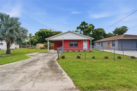 Casa en Tampa, Florida 3 dormitorios, 106.47 m2 № 2386555