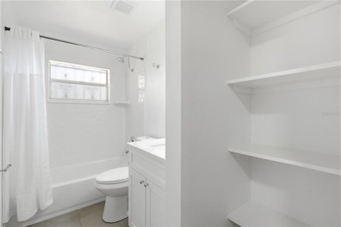 Casa en venta en Tampa, Florida, 3 dormitorios, 106.47 m2 № 2386555 - foto 19