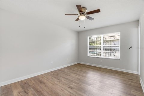 Casa en venta en Tampa, Florida, 3 dormitorios, 106.47 m2 № 2386555 - foto 17