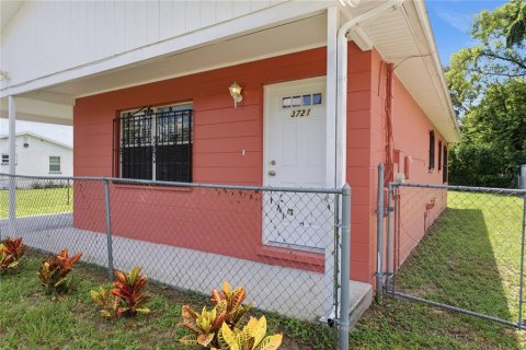 Casa en venta en Tampa, Florida, 3 dormitorios, 106.47 m2 № 2386555 - foto 4
