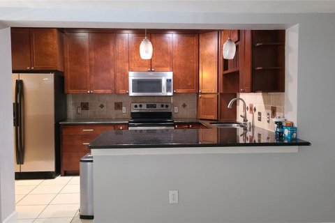 Villa ou maison à louer à Tampa, Floride: 3 chambres, 154.22 m2 № 2111781 - photo 21