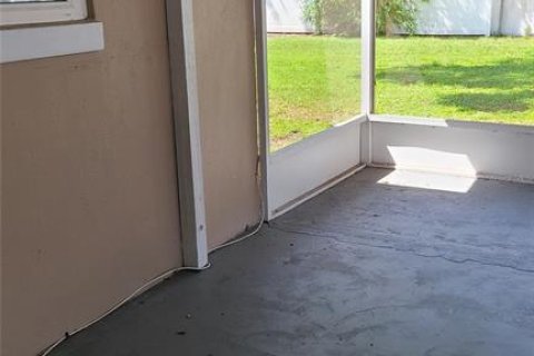 Villa ou maison à louer à Tampa, Floride: 3 chambres, 154.22 m2 № 2111781 - photo 17
