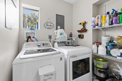 Propiedad comercial en venta en Beverly Hills, Florida, 136.29 m2 № 1884486 - foto 19