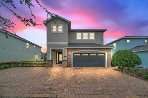 Casa en Kissimmee, Florida 6 dormitorios, 308.16 m2 № 2157753