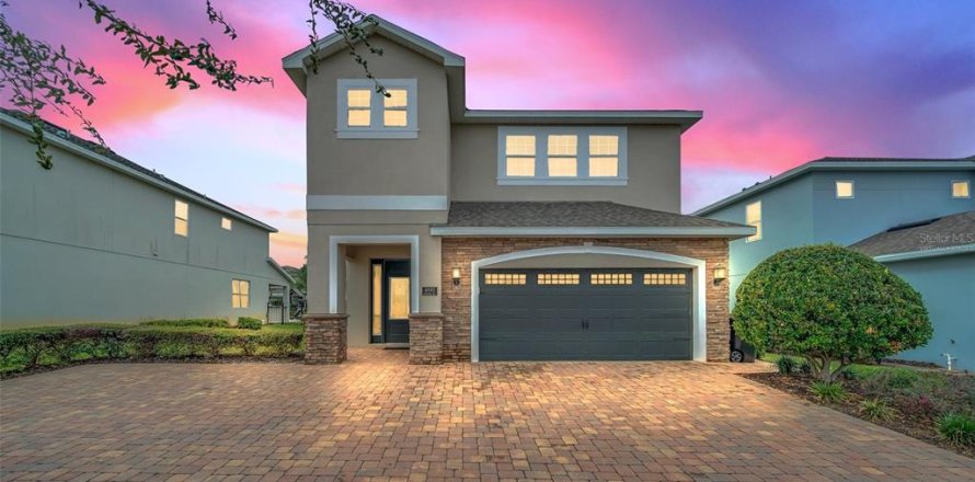 Casa en Kissimmee, Florida 6 dormitorios, 308.16 m2 № 2157753