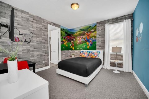 Casa en venta en Kissimmee, Florida, 6 dormitorios, 308.16 m2 № 2157753 - foto 23
