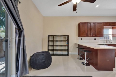 Villa ou maison à vendre à Davie, Floride: 4 chambres, 180.14 m2 № 2259919 - photo 14