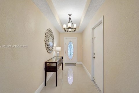 Villa ou maison à vendre à Davie, Floride: 4 chambres, 180.14 m2 № 2259919 - photo 5