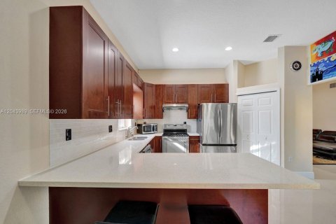 Villa ou maison à vendre à Davie, Floride: 4 chambres, 180.14 m2 № 2259919 - photo 10
