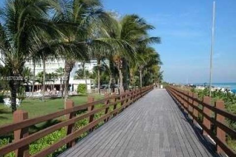 Condominio en alquiler en Miami Beach, Florida, 1 dormitorio, 60.39 m2 № 1946294 - foto 14