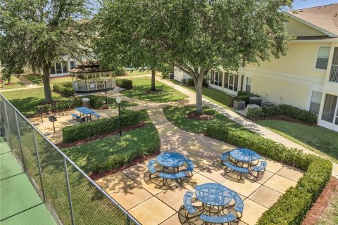 Condo in Kissimmee, Florida, 2 bedrooms  № 1797966 - photo 25
