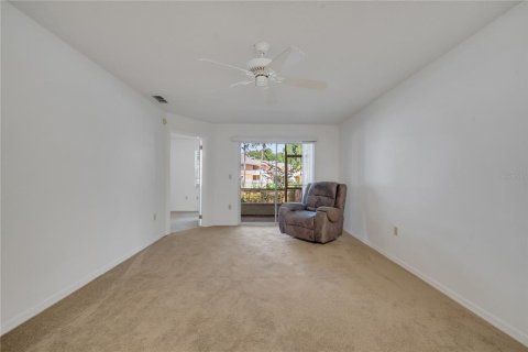 Condo in Kissimmee, Florida, 2 bedrooms  № 1797966 - photo 15