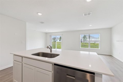 Villa ou maison à vendre à Poinciana, Floride: 3 chambres, 123.37 m2 № 2239342 - photo 8