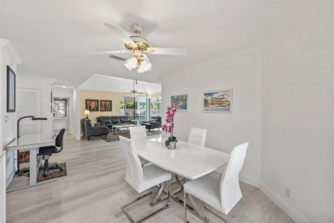 Copropriété à vendre à Boca Raton, Floride: 2 chambres, 139.35 m2 № 2077672 - photo 10