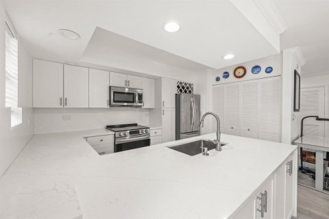 Copropriété à vendre à Boca Raton, Floride: 2 chambres, 139.35 m2 № 2077672 - photo 6
