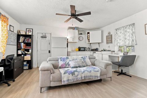 Casa en venta en Hollywood, Florida, 3 dormitorios, 147.81 m2 № 2431328 - foto 6