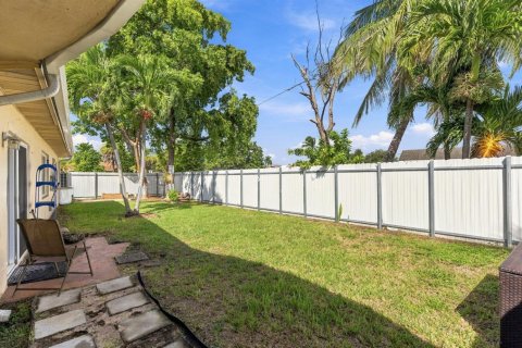 Casa en venta en Hollywood, Florida, 3 dormitorios, 147.81 m2 № 2431328 - foto 20