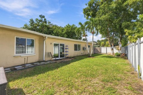 Casa en venta en Hollywood, Florida, 3 dormitorios, 147.81 m2 № 2431328 - foto 21