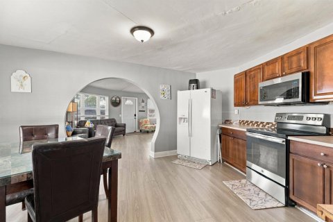 Casa en venta en Hollywood, Florida, 3 dormitorios, 147.81 m2 № 2431328 - foto 5