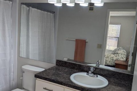Condo in Saint Petersburg, Florida, 1 bedroom № 2222449 - photo 20