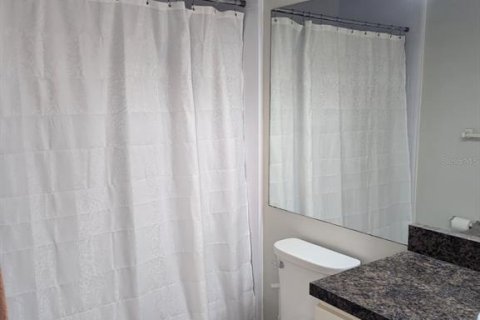 Condo in Saint Petersburg, Florida, 1 bedroom № 2222449 - photo 19