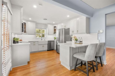 Casa en venta en Orlando, Florida, 3 dormitorios, 197.88 m2 № 2383763 - foto 13