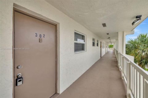 Copropriété à vendre à Margate, Floride: 2 chambres, 90.12 m2 № 1775174 - photo 27