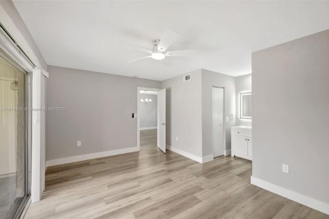 Copropriété à vendre à Margate, Floride: 2 chambres, 90.12 m2 № 1775174 - photo 19