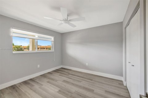 Copropriété à vendre à Margate, Floride: 2 chambres, 90.12 m2 № 1775174 - photo 23