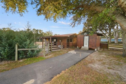 House in Alachua, Florida 2 bedrooms, 211.82 sq.m. № 2201417 - photo 17