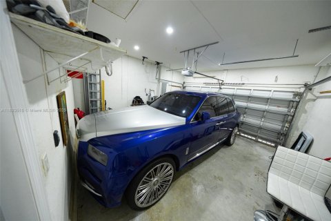 Casa en venta en Homestead, Florida, 4 dormitorios, 182.74 m2 № 1945538 - foto 19