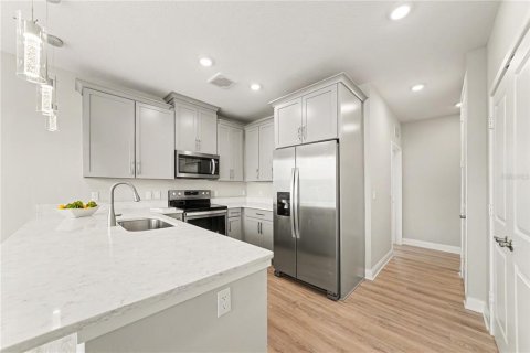 Condominio en venta en Orlando, Florida, 3 dormitorios, 167.13 m2 № 2304760 - foto 14
