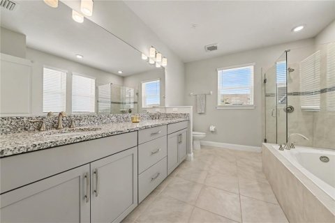 Condominio en venta en Orlando, Florida, 3 dormitorios, 167.13 m2 № 2304760 - foto 26