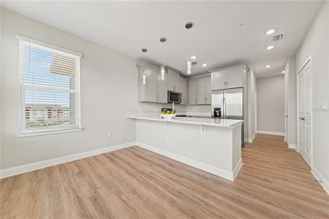 Condominio en venta en Orlando, Florida, 3 dormitorios, 167.13 m2 № 2304760 - foto 19