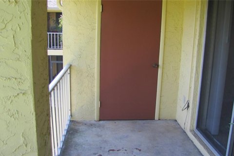 Condominio en alquiler en Tampa, Florida, 2 dormitorios, 105.72 m2 № 1915285 - foto 12