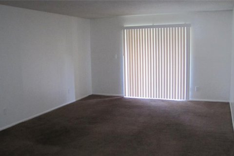 Condominio en alquiler en Tampa, Florida, 2 dormitorios, 105.72 m2 № 1915285 - foto 2