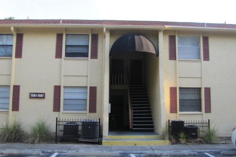 Condominio en alquiler en Tampa, Florida, 2 dormitorios, 105.72 m2 № 1915285 - foto 1