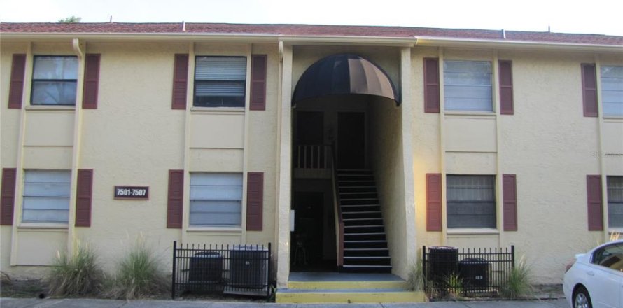 Condominio en Tampa, Florida, 2 dormitorios № 1915285
