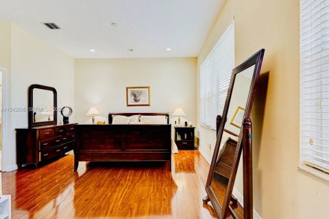 Villa ou maison à louer à Miramar, Floride: 4 chambres, 222.13 m2 № 1999282 - photo 19