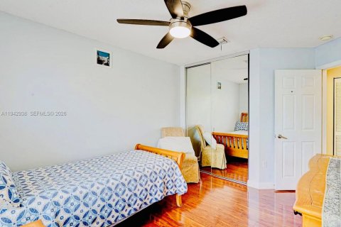 Villa ou maison à louer à Miramar, Floride: 4 chambres, 222.13 m2 № 1999282 - photo 16